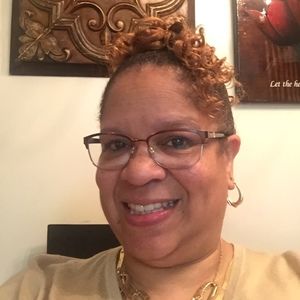 Meet your Posher, Myra